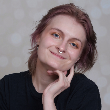 Elena headshot