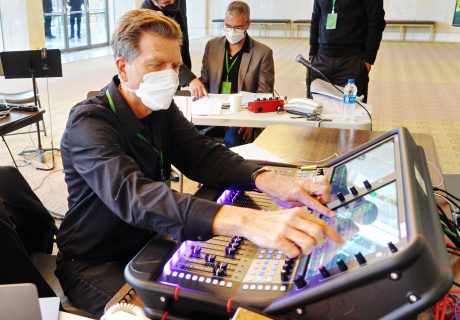 Fred Vogler at the Allen Heath Avantis during an LA Opera Oedipus Rex production rehearsal Photo Credit Larry Ho